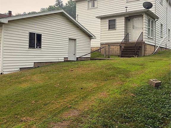 5th image of 5710 Lincoln Ave