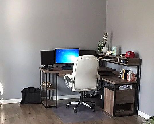 Office/Formal Living Room