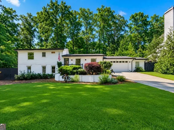 70 Bonnie Ln, Sandy Springs, GA 30328