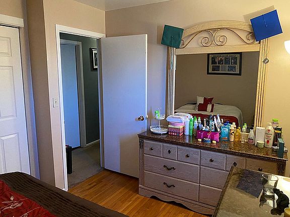 2nd view guest room