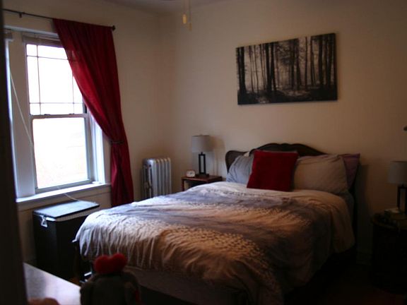 4th image of 4509 N Greenview Ave APT 2E