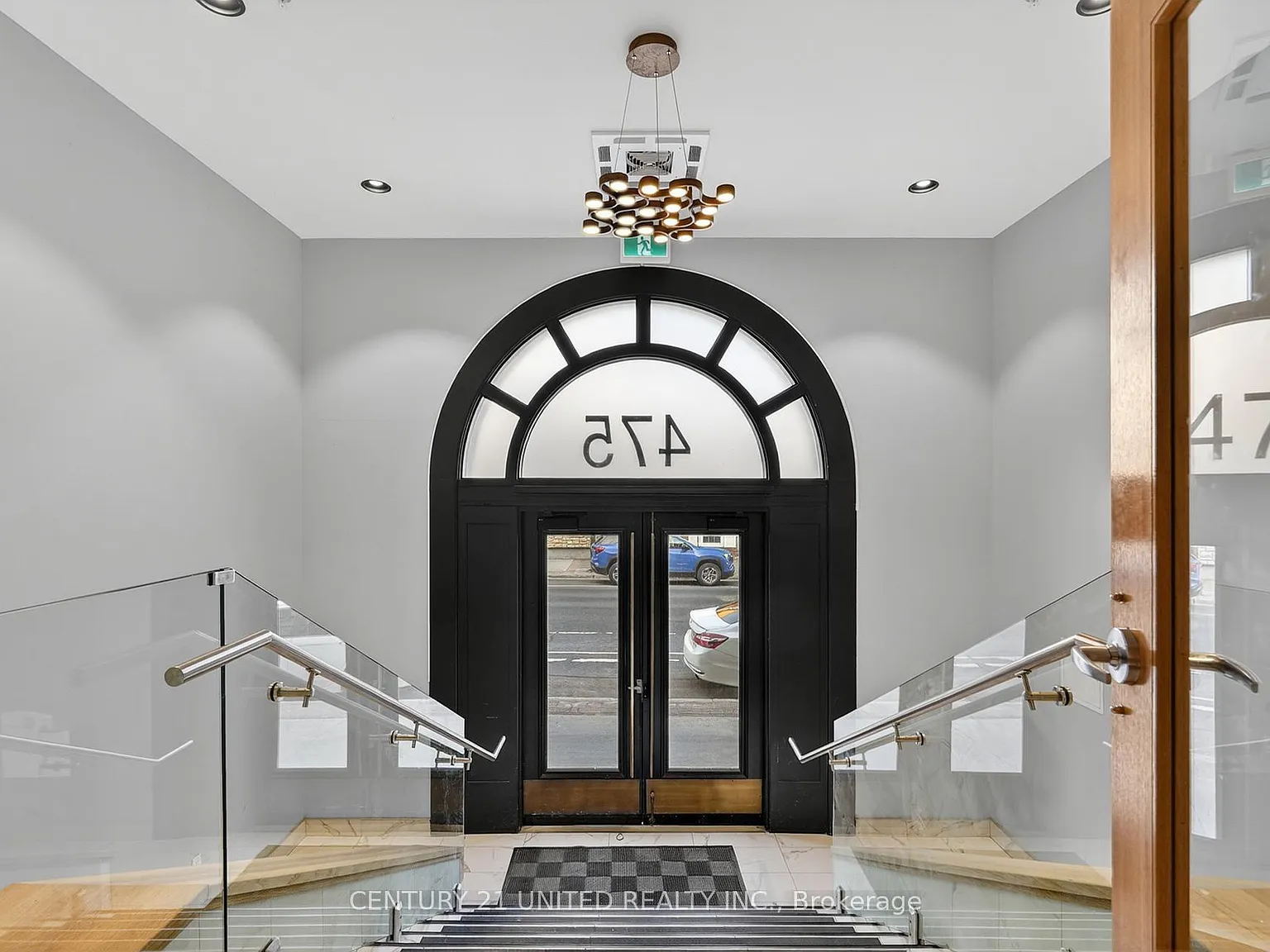 1 bed, $3,200 — Photo 2