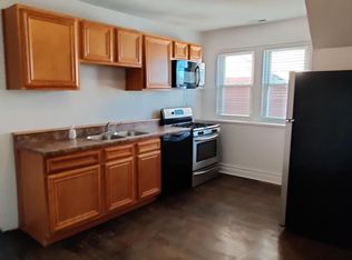 2327 W Montana St #2, Chicago, IL
