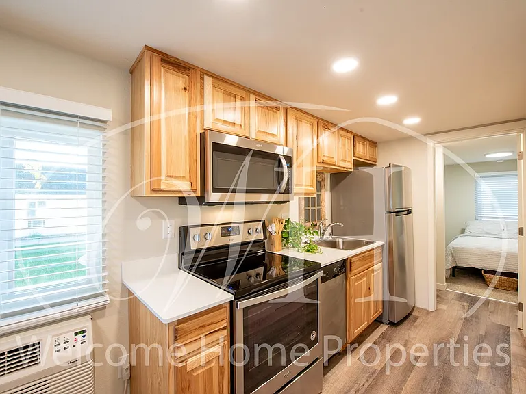 205 Woodland Ave — Photo 6