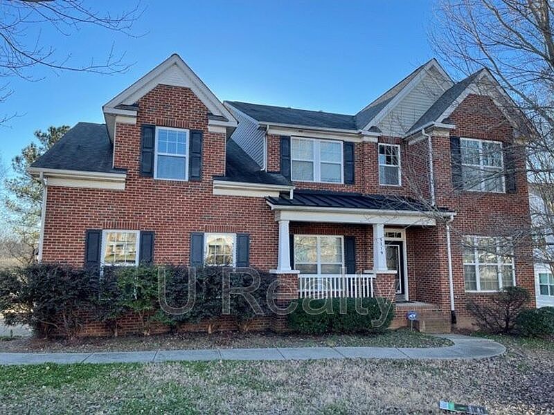 1st image of 5719 Kelyn Hills Dr