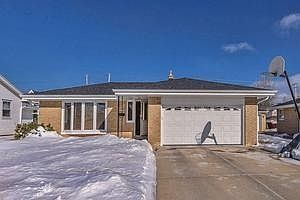 1st image of 3934 E Park Ln