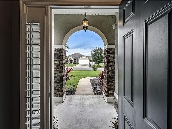3rd image of 32361 Grand Parke Blvd