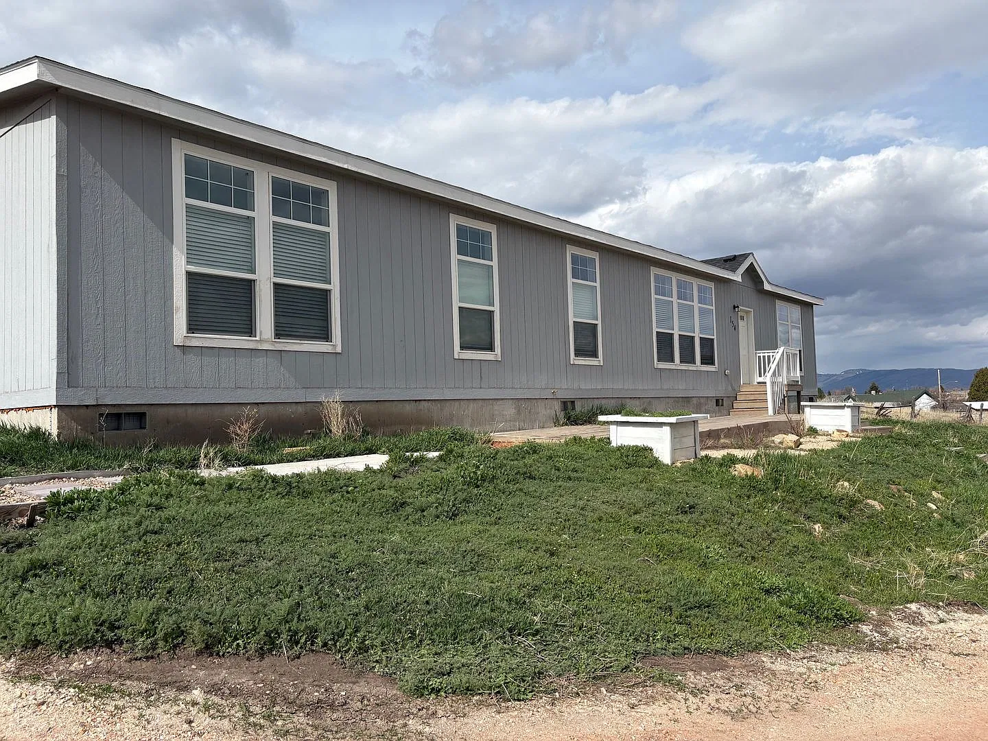 Amazing 4 Bedroom Home Near Bear Lake In Paris, Idaho! - Month To Month Lease Only — Photo 2