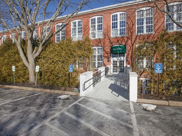 53 Warren St APT 308, Newburyport, MA 01950