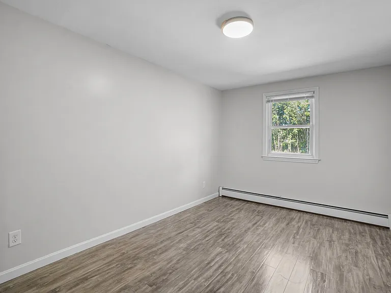 2160 Mineral Spring Ave #3-10 — Photo 8