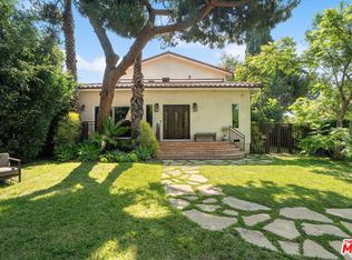 1568 S Point View St, Los Angeles, CA 90035