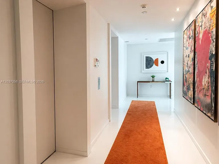 1100 Biscayne Blvd #4001 — Photo 7