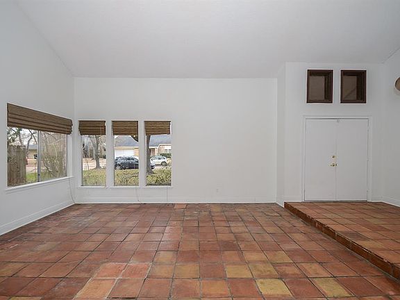 4th image of 12843 Covey Ln
