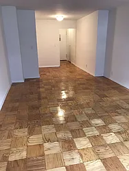 Rented by Metropolis Real Estate of Manhattan