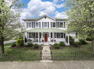 113 White St, Lexington, VA 24450