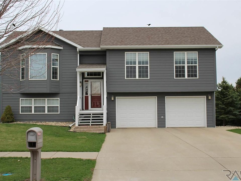 1st image of 1132 N West Ave