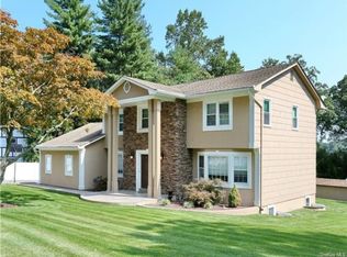 214 Ridge Rd, New City, NY 10956