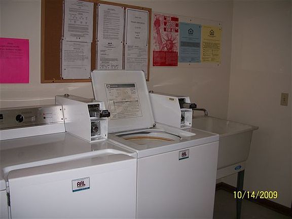 PECK APTS. LAUNDRY ROOMS
