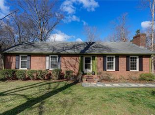 707 Woodsway Ct, Reidsville, NC 27320