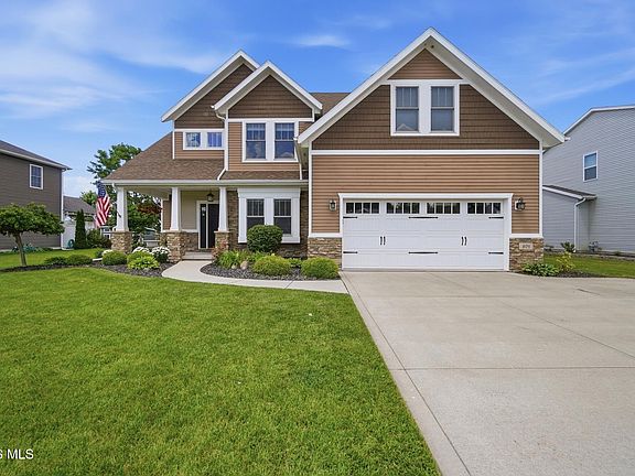 2nd image of 801 Barnstable Ln