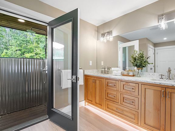 9th image of this home