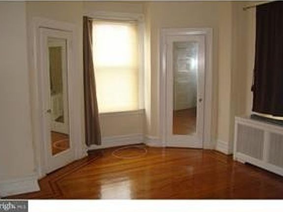 5th image of 5835 Cedar Ave #2