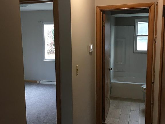 5th image of 93 Greencrest Terrace # Fl 1ST