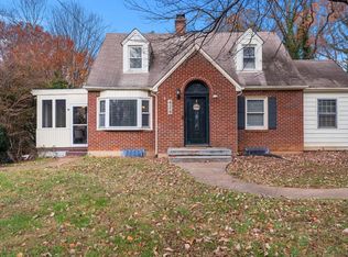 424 Winesap Rd, Madison Heights, VA 24572