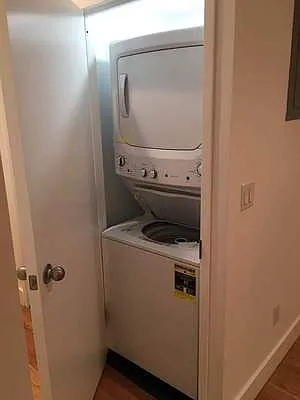 Rented by Jeffrey Mosczyc, LREB | media 17