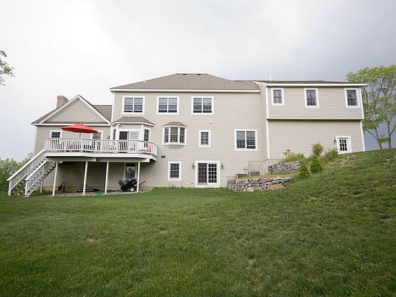 Large Yard! Room for a pool and/or tennis court!
