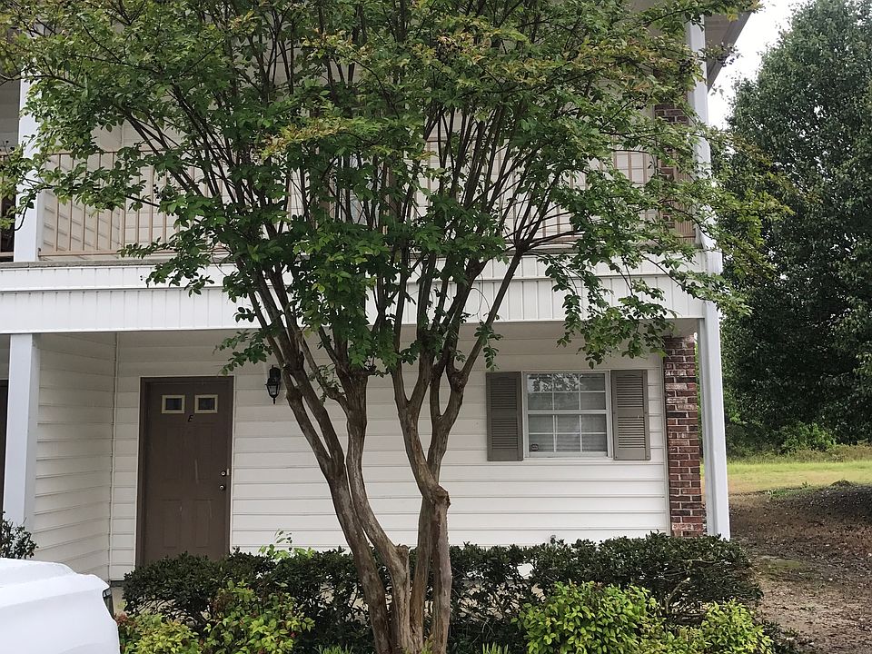 1st image of 202 Tomlinson Dr APT 9