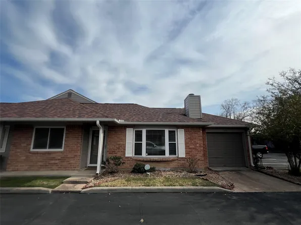 14020 Schroeder Rd APT 143, Houston, TX 77070