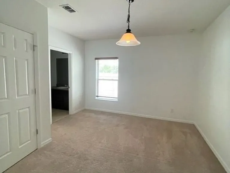 4738 Rockvale Dr — Photo 15