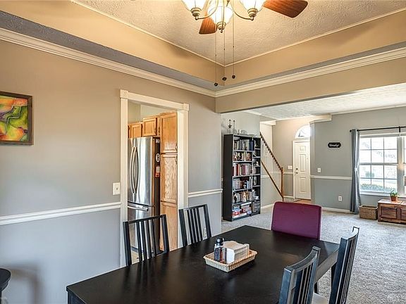 4th image of 1687 Farrington Dr