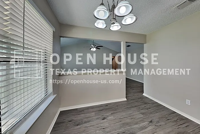 7228 Echo Hill Dr — Photo 8