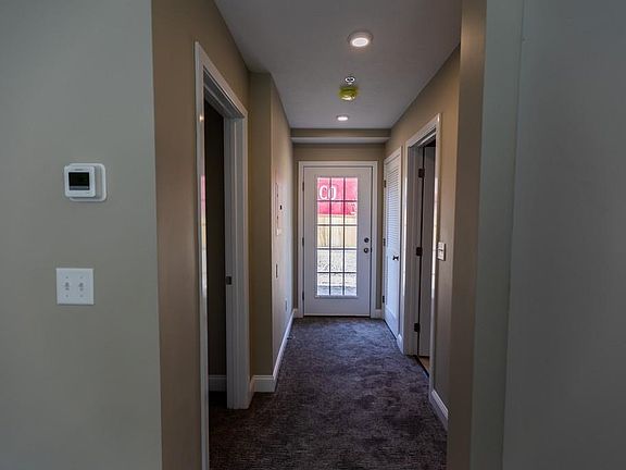 4th image of 55 Summer St #29