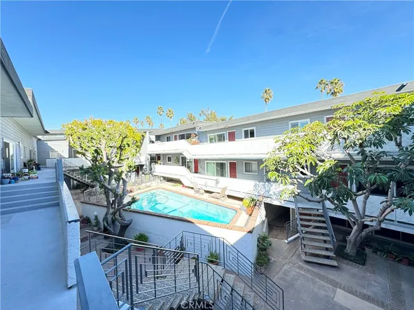 2021 California Ave APT 16, Santa Monica, CA 90403