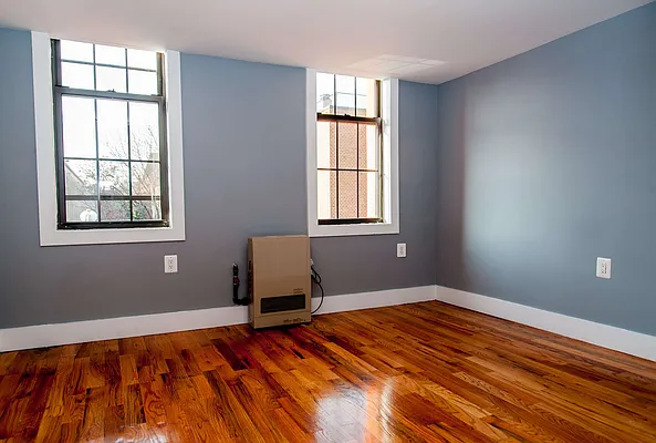 Rented by Nooklyn NYC LLC | media 75