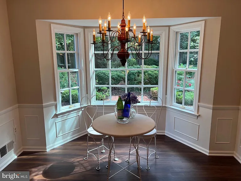 1197 Meadow Green Ln — Photo 21