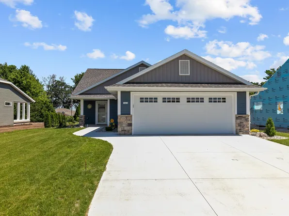 3422 Caden Ct, Oshkosh, WI 54904