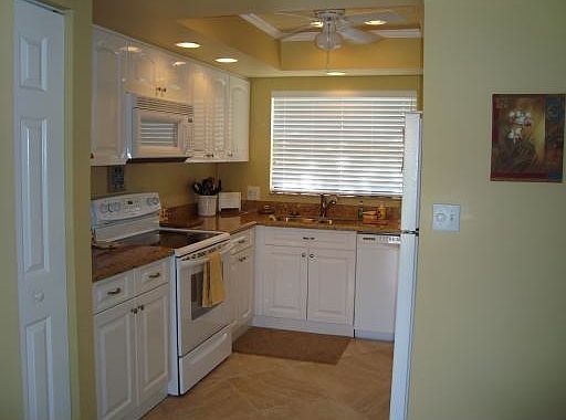 3rd image of 3032 Deer Creek Lake Shore Dr