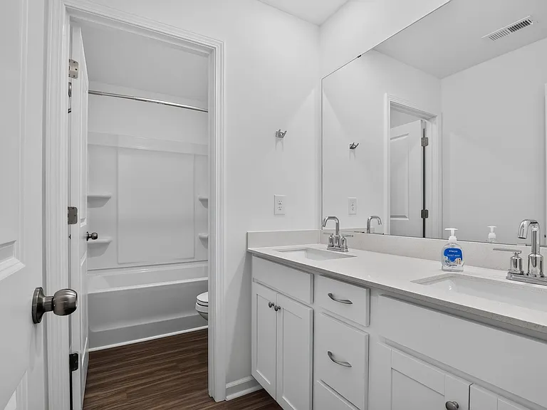 115 Holly Oak Ct — Photo 20