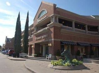 6008 Community Dr, West University Place, TX 77005