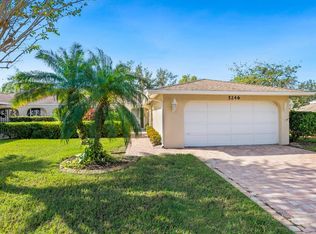 5246 Villa Majorca Ct #21, Sarasota, FL 34235