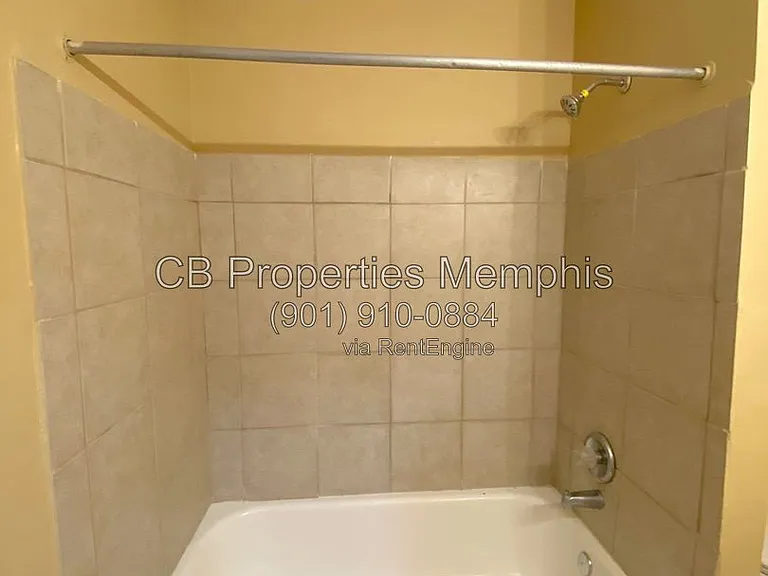 6930 Autumnhill Ln — Photo 12