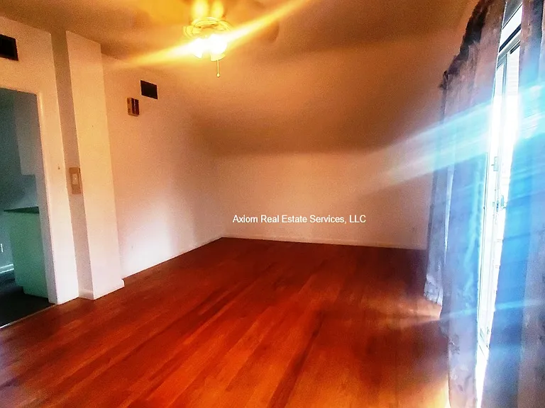 307 S 8th St #3 — Photo 2