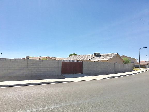 3rd image of 6236 E 45th Ln