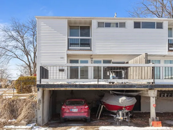 1416 W 2nd Ave, Oshkosh, WI 54902