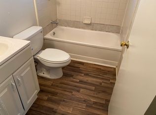 7904-7906 Loucreta Dr, Sacramento, CA 95828