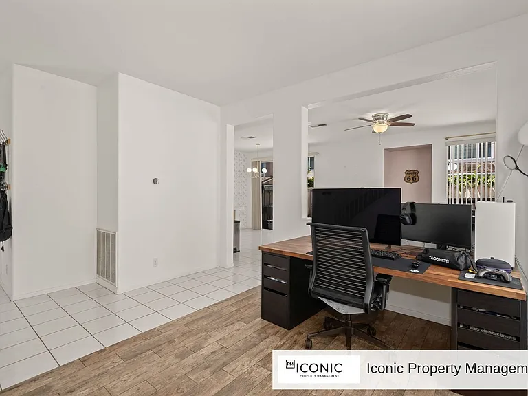 10806 Westonhill Dr — Photo 9